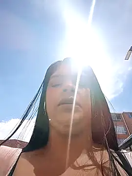 Snapshot of Layla-daring chatting on March 19, 2026, 7:14 pm Layla-daring online show from March 19, 2026, 7:14 pm