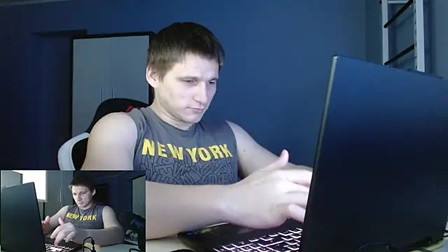 Poliglotjoe1 online show from February 14, 2026, 1:33 pm