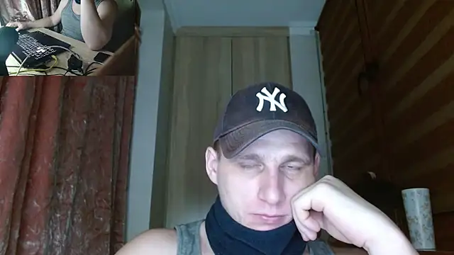 Poliglotjoe1 online show from March 22, 2026, 9:49 pm