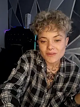 megan NL online show from December 21, 2025, 8:42 pm