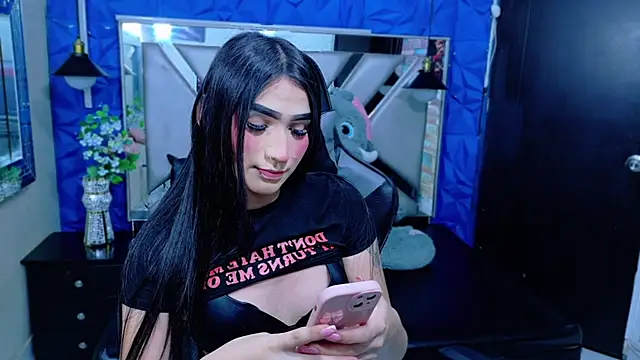 Snapshot of Evangeline_Star1 chatting on December 4, 2025, 8:08 pm Evangeline Star1 online show from December 4, 2025, 8:08 pm