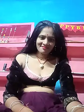 Snapshot of Rt_kinjal chatting on July 15, 2026, 10:28 pm Rt kinjal online show from July 15, 2026, 10:28 pm