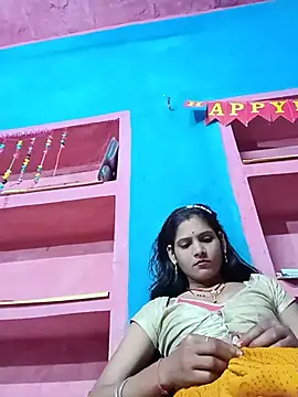 Snapshot of Rt_kinjal chatting on June 24, 2026, 10:40 pm Rt kinjal online show from June 24, 2026, 10:40 pm