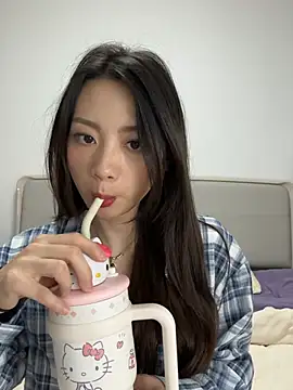 Jinmi125216 online show from March 16, 2026, 7:12 am