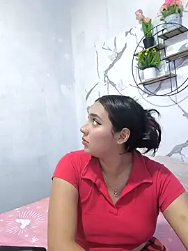 Snapshot of aymy2026 chatting on December 15, 2025, 2:28 am aymy2026 online show from December 15, 2025, 2:28 am