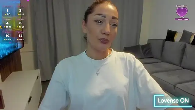 Snapshot of rossana_doll chatting on March 7, 2026, 5:07 pm rossana doll online show from March 7, 2026, 5:07 pm