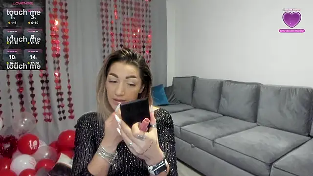 Snapshot of rossana_doll chatting on February 11, 2026, 5:51 am rossana doll online show from February 11, 2026, 5:51 am