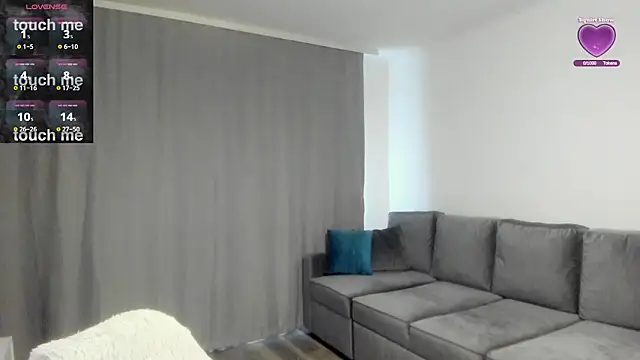 Snapshot of rossana_doll chatting on February 7, 2026, 10:12 am rossana doll online show from February 7, 2026, 10:12 am