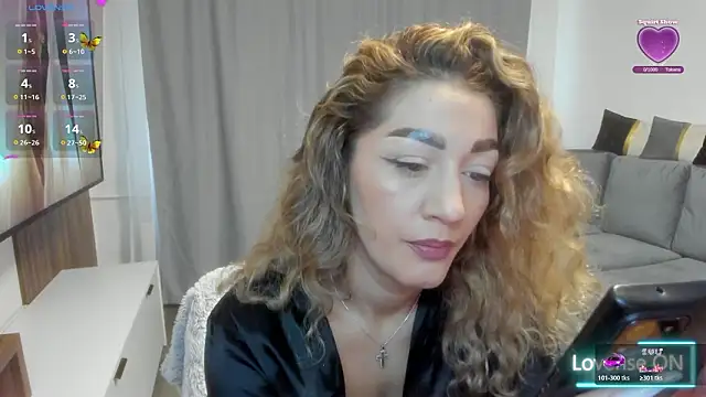 Snapshot of rossana_doll chatting on March 9, 2026, 6:39 am rossana doll online show from March 9, 2026, 6:39 am