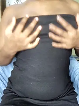 Snapshot of Simran_0011 chatting on April 1, 2026, 2:58 pm Simran 0011 online show from April 1, 2026, 2:58 pm