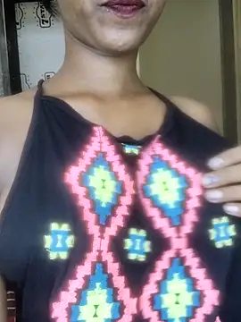 Snapshot of Simran_0011 chatting on March 12, 2026, 2:43 pm Simran 0011 online show from March 12, 2026, 2:43 pm