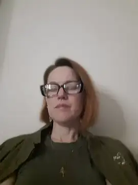 LanaOlbenst online show from April 21, 2026, 7:31 pm