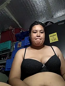 iloveshiritheslut online show from November 30, 2025, 1:17 am