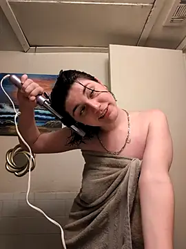 Snapshot of Kora_Kat chatting on April 13, 2026, 12:14 am Kora Kat online show from April 13, 2026, 12:14 am