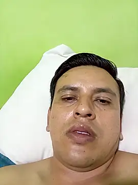 art-e9-2 online show from December 13, 2025, 8:04 pm