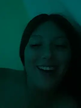 milaaagracee online show from February 4, 2026, 1:22 am