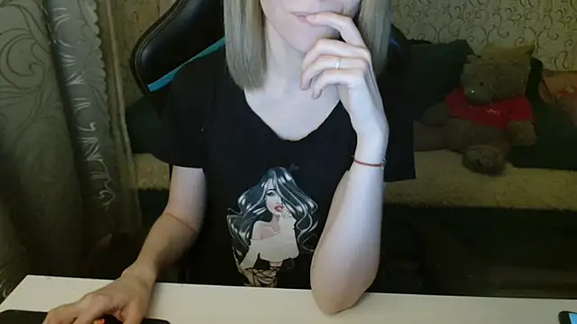 Snapshot of __Katherine___ chatting on December 5, 2025, 3:21 pm Katherine online show from December 5, 2025, 3:21 pm