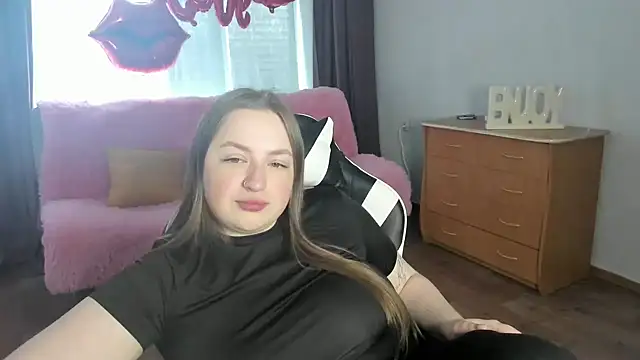 GirlPlayer online show from May 6, 2026, 10:52 am