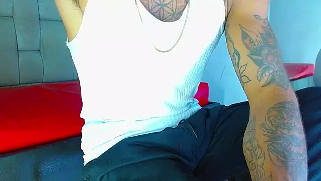 Hot Latino x online show from March 20, 2026, 12:28 pm