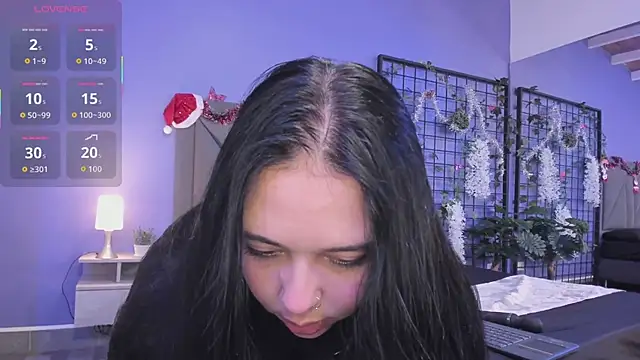 Gaby cruz  online show from December 17, 2025, 12:21 pm