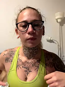 Snapshot of Antoniia69 chatting on November 29, 2025, 2:39 pm Antoniia69 online show from November 29, 2025, 2:39 pm