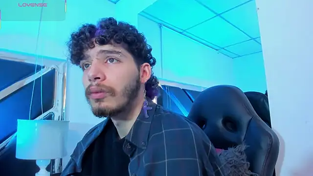 Snapshot of JojoBraando chatting on December 14, 2025, 11:32 pm JojoBraando online show from December 14, 2025, 11:32 pm