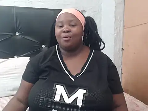 SexyBubblies96 online show from January 12, 2026, 12:12 pm