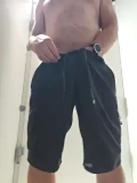 Sebgeneve online show from April 7, 2026, 9:44 am