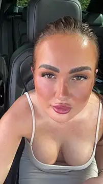 Ruby brooksxo online show from May 17, 2026, 3:12 pm