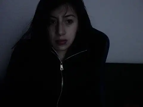 Snapshot of luisa_homes chatting on December 18, 2025, 9:58 am luisa homes online show from December 18, 2025, 9:58 am