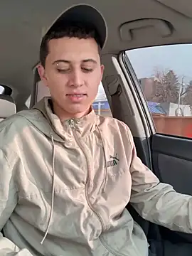 Snapshot of Abrahanm1 chatting on November 20, 2025, 9:15 pm Abrahanm1 online show from November 20, 2025, 9:15 pm