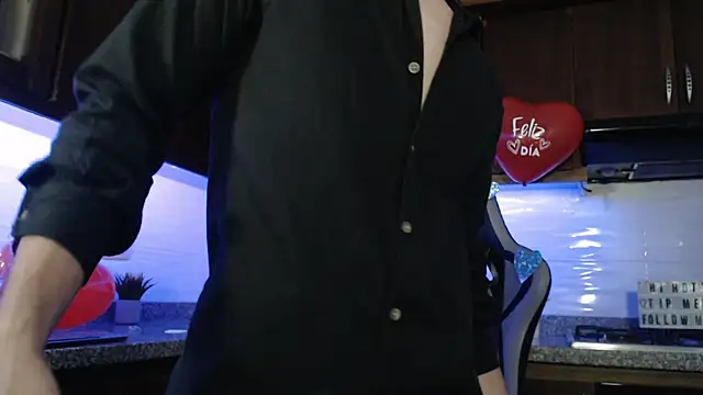 Snapshot of eren_jeager chatting on February 15, 2026, 1:17 am eren jeager online show from February 15, 2026, 1:17 am