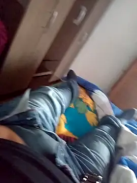 Snapshot of AlexCancun chatting on December 1, 2025, 8:32 pm AlexCancun online show from December 1, 2025, 8:32 pm