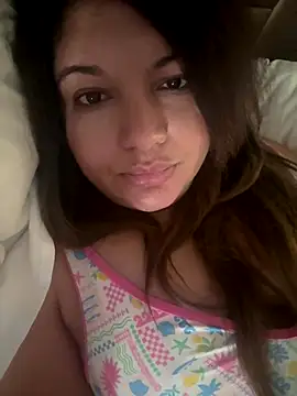 lasirenitabella online show from December 14, 2025, 9:31 pm