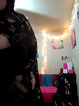 Snapshot of LaylaLucis chatting on July 29, 2026, 1:38 am LaylaLucis online show from July 29, 2026, 1:38 am
