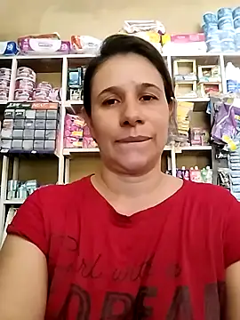 MIA-LARIOS online show from March 26, 2026, 3:54 pm