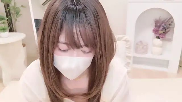 Snapshot of JUNjun__ chatting on May 25, 2026, 3:28 am JUNjun online show from May 25, 2026, 3:28 am