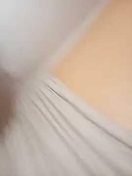 Snapshot of Grim_Wolfy chatting on December 2, 2025, 2:56 am Grim Wolfy online show from December 2, 2025, 2:56 am