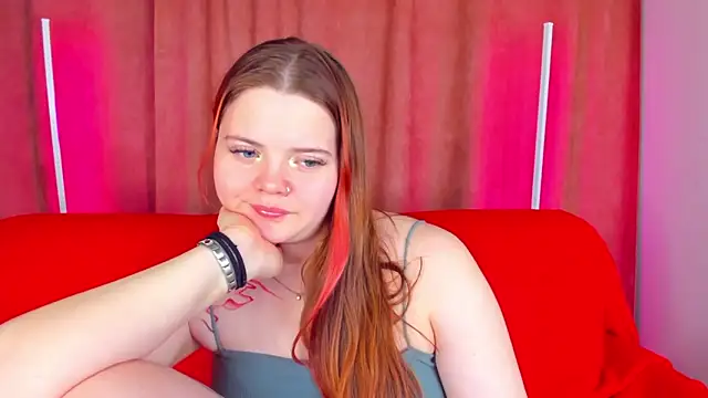 Snapshot of KellyFiery chatting on February 27, 2026, 8:25 am KellyFiery online show from February 27, 2026, 8:25 am