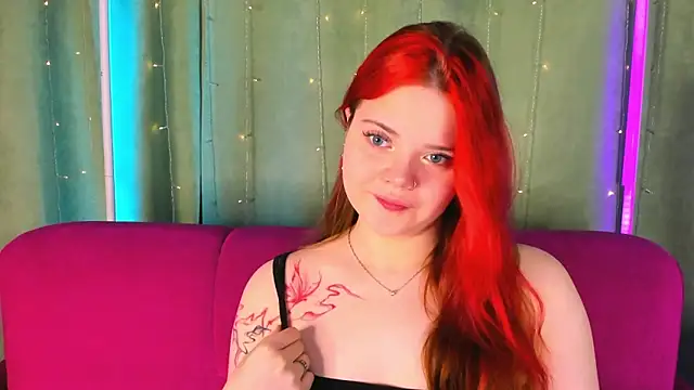 KellyFiery online show from May 10, 2026, 1:09 am