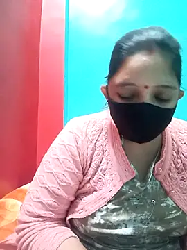 Snapshot of Priya_089 chatting on December 5, 2025, 4:55 am Priya 089 online show from December 5, 2025, 4:55 am