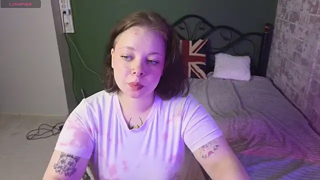 Snapshot of Vlada_vv chatting on July 5, 2026, 12:48 am Vlada vv online show from July 5, 2026, 12:48 am