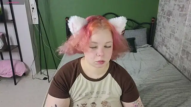 Snapshot of Vlada_vv chatting on August 4, 2026, 1:21 am Vlada vv online show from August 4, 2026, 1:21 am