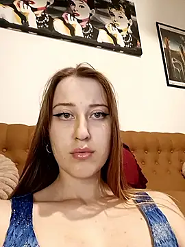 Snapshot of Susiee_Redd chatting on June 4, 2026, 10:25 pm Susiee Redd online show from June 4, 2026, 10:25 pm