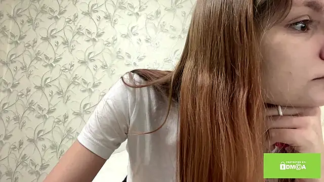 Snapshot of TishGiardino chatting on December 5, 2025, 8:46 am TishGiardino online show from December 5, 2025, 8:46 am