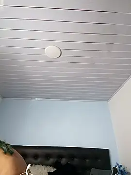 SamathaMay online show from January 16, 2026, 1:04 pm