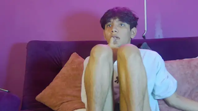 Snapshot of Liam_Sinclair chatting on March 26, 2026, 8:07 pm Liam Sinclair online show from March 26, 2026, 8:07 pm