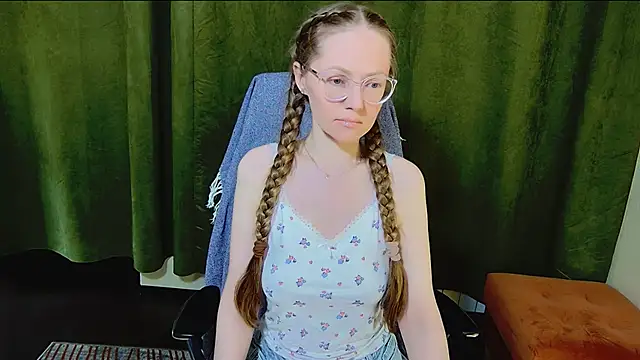 Snapshot of G0LDI chatting on February 25, 2026, 4:07 pm G0LDI online show from February 25, 2026, 4:07 pm