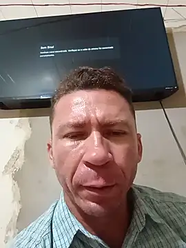 RobertoLuiz84 online show from June 6, 2026, 10:59 pm