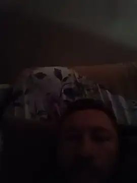 Snapshot of RobertoLuiz84 chatting on July 31, 2026, 5:21 pm RobertoLuiz84 online show from July 31, 2026, 5:21 pm